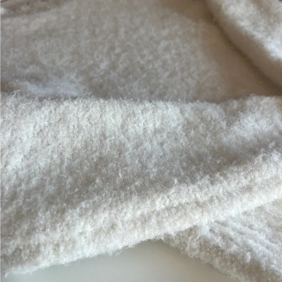 English Factory Ladies small Cream Cozy Crew Neck Sweater Wool Blend Sheep Fur - Picture 7 of 8